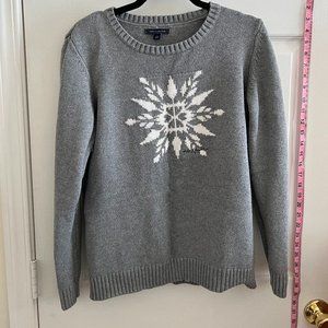 Women's Tommy Hilfiger Snowflake Sweater.  Size Large.